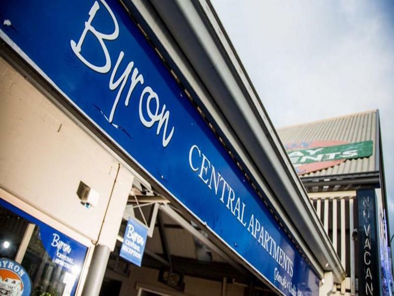 Byron Central Apartments Байрон-Бей Экстерьер фото